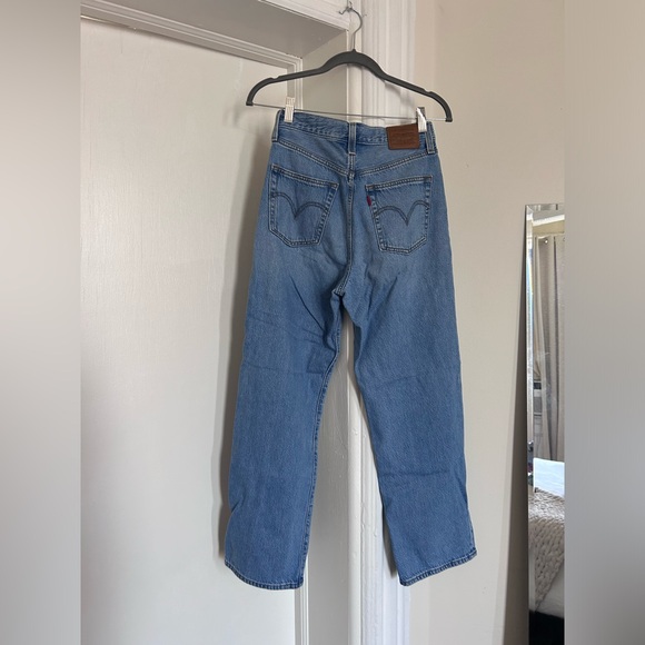 Levis Ribcage Ankle Straight Jeans - Picture 9 of 11